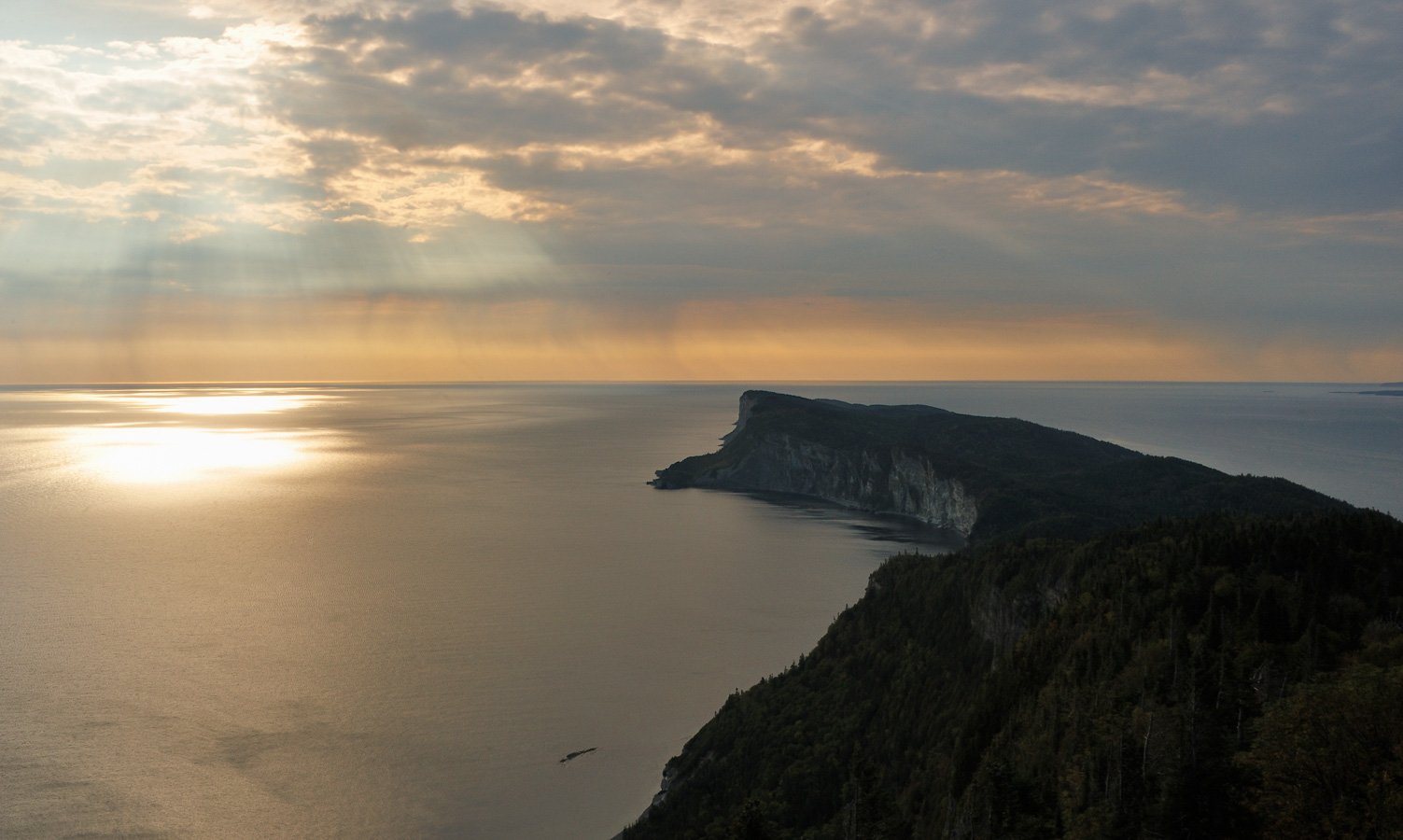 Parc National Forillon [28 mm, 1/250 sec at f / 22, ISO 400]